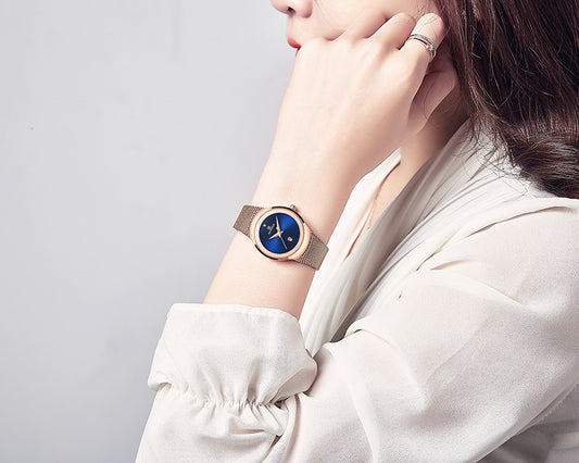 NAVIFORCE 5004 Women's Casual Waterproof Quartz Watch